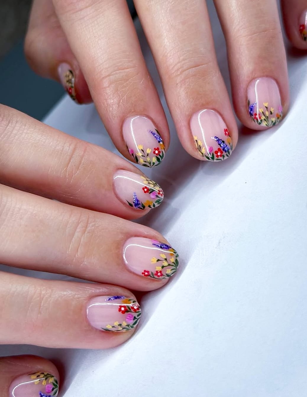 Wildflowers painted: Spring Floral Nails