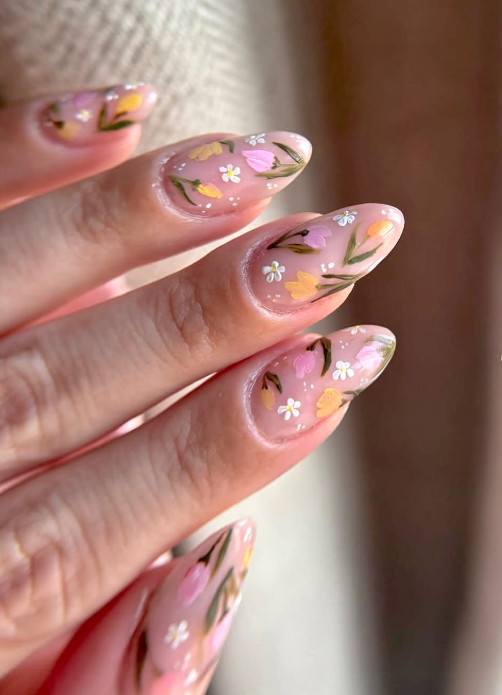 Tulip Tips: Spring Floral Nails