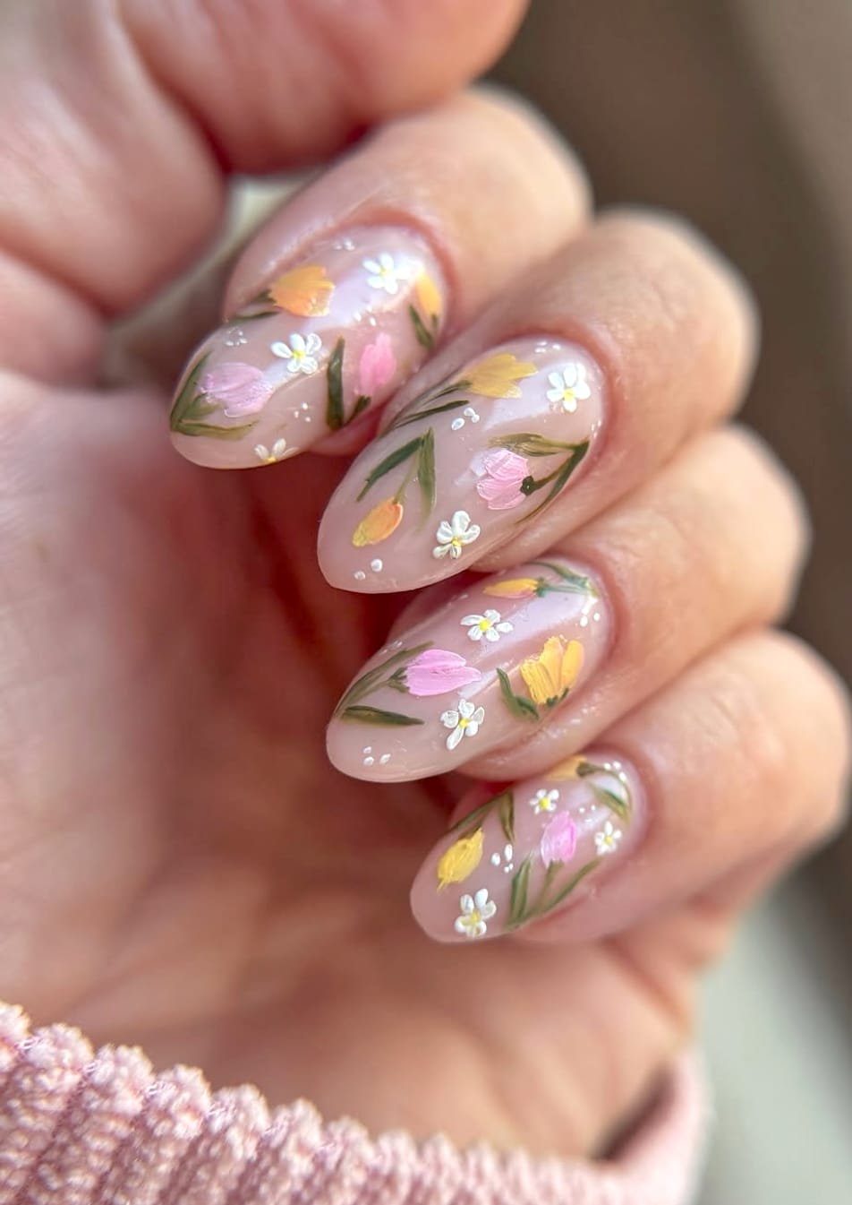 Tulip Tips: Spring Floral Nails
