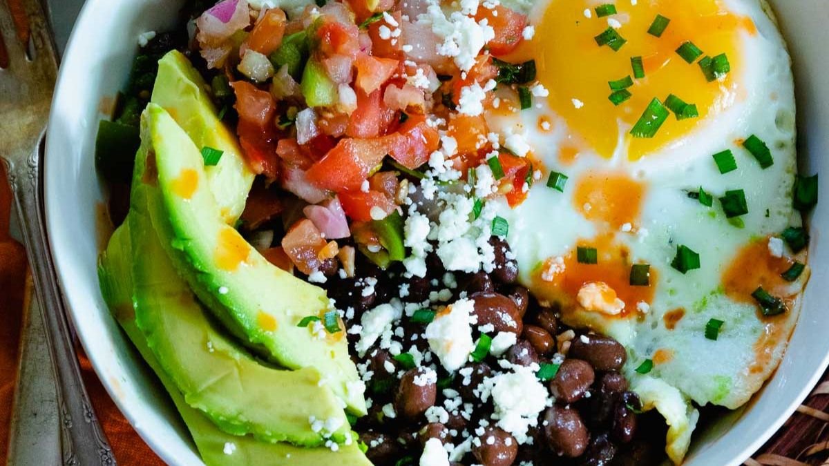 Black Bean Breakfast Bowl